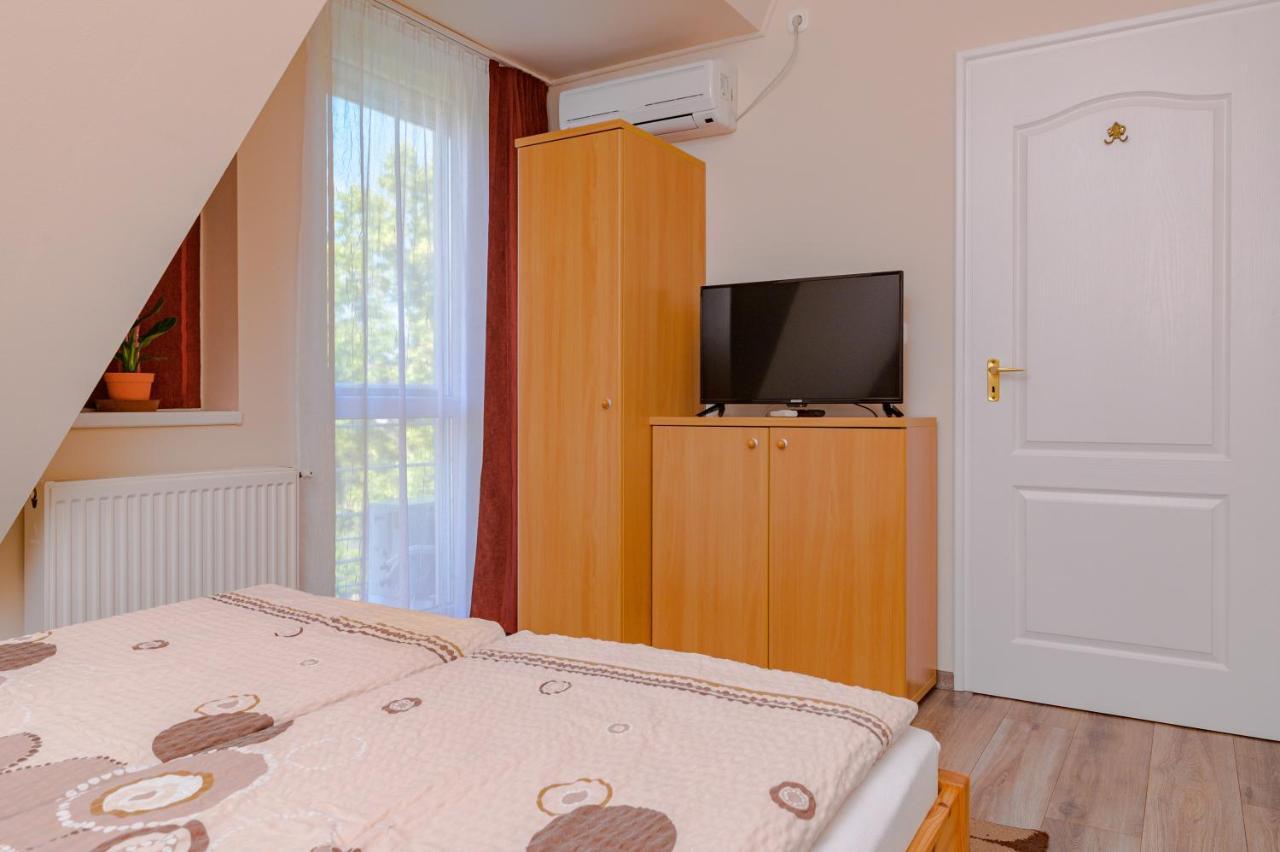 Illes Apartmanok Ii. Hajdúszoboszló Dış mekan fotoğraf